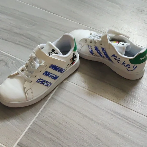 Adidas Mickey Mouse boys sneakers - Picture 5 of 6
